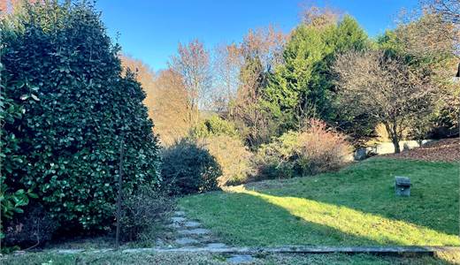 VENDESI - TERRENO EDIFICABILE A DUE PASSI DAL FIUME 