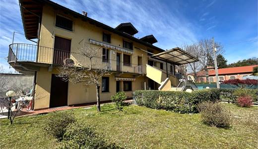 ANGERA - VENDESI TRILOCALE CON BOX