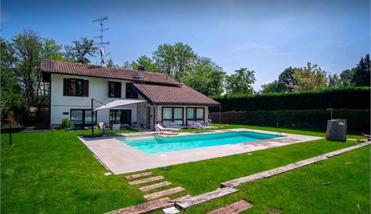 CASTELLETTO TICINO - AFFITTASI SPLENDIDA VILLA INDIPENDENTE CON PISCINA E AMPIO GIARDINO